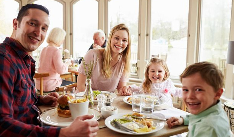 Top Tips for Restaurant Dining with Younger Children